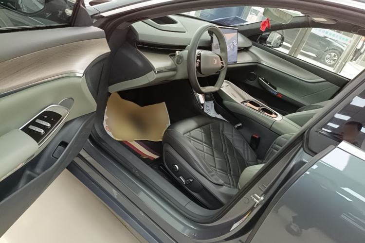 Used CHANGAN NEVO A07 2024 All-Electric "True Fragrance" Edition 710 Flagship Model Driver Seat