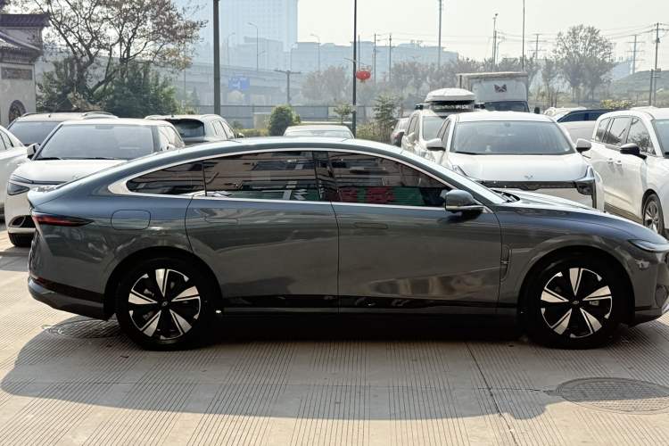 Used CHANGAN NEVO A07 2024 All-Electric "True Fragrant" Edition 515 Elite Model Exterior 3