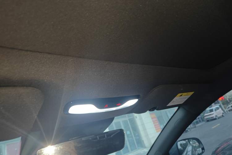 Used CHANGAN NEVO A07 2024 All-Electric "True Fragrance" Edition 710 Flagship Model Headliner