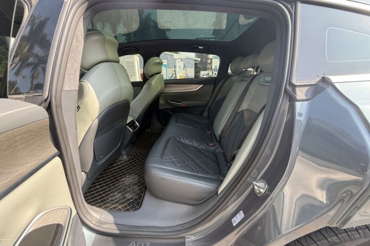 Used CHANGAN NEVO A07 2024 All-Electric "True Fragrance" Edition 710 Flagship Model Interior 1