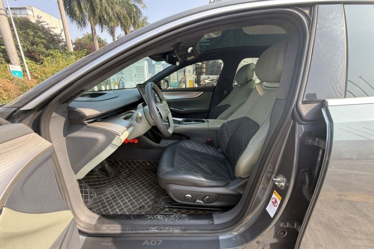 Used CHANGAN NEVO A07 2024 All-Electric "True Fragrance" Edition 710 Flagship Model Interior 2