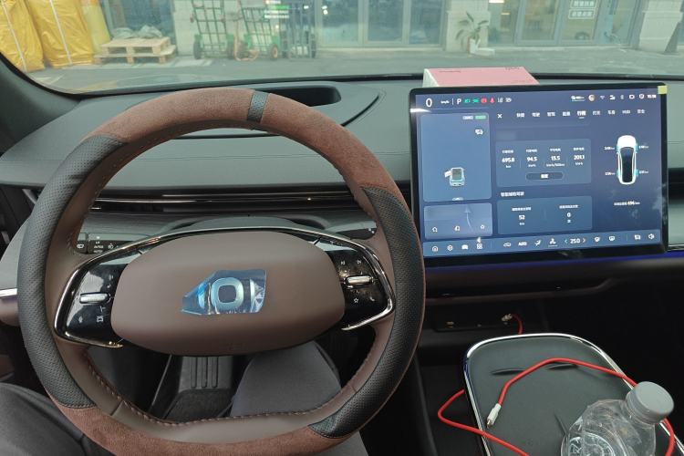Used CHANGAN NEVO A07 2024 All-Electric "True Fragrance" Edition 710 Flagship Model Interior 2