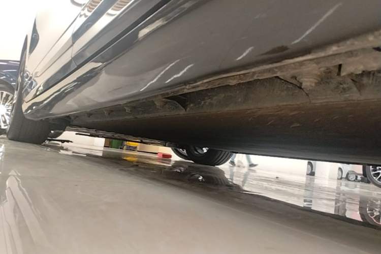 Used CHANGAN NEVO A07 2024 All-Electric "True Fragrance" Edition 710 Flagship Model Left Side Sill