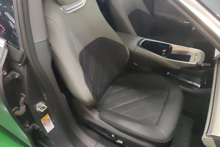 Used CHANGAN NEVO A07 2024 Pure Electric "True Fragrance" Edition 515 Prestige Model Right Front Seat