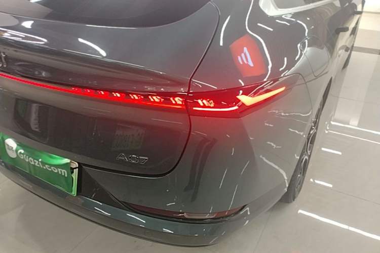 Used CHANGAN NEVO A07 2024 All-Electric "True Fragrance" Edition 710 Flagship Model Right Rear Taillight