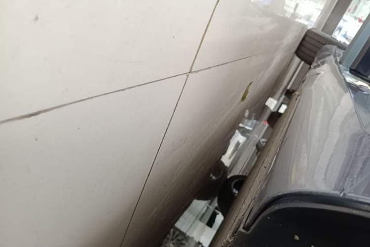 Used CHANGAN NEVO A07 2024 All-Electric "True Fragrance" Edition 710 Flagship Model Right Side Sill