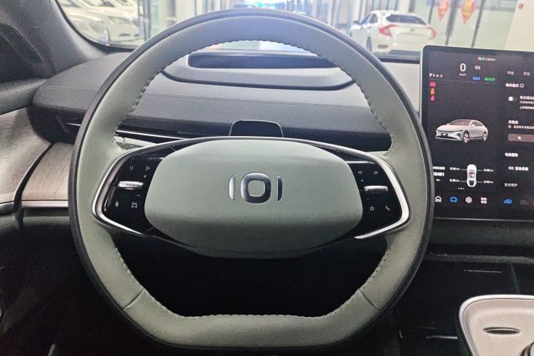 Used CHANGAN NEVO A07 2024 All-Electric "True Fragrance" Edition 515 Luxurious Model 58.9 kWh Steering Wheel