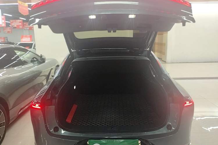 Used CHANGAN NEVO A07 2024 All-Electric "True Fragrance" Edition 710 Flagship Model Trunk