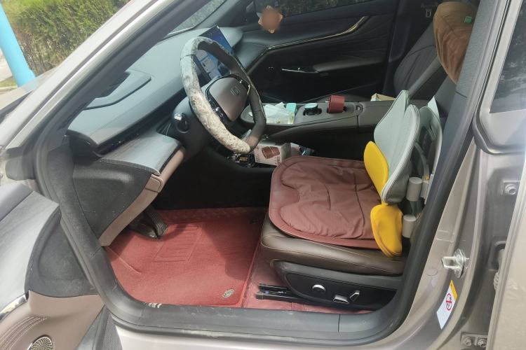 Used CHANGAN NEVO A07 2024 All-Electric "True Fragrance" Edition 710 Flagship Model Left Front Seat