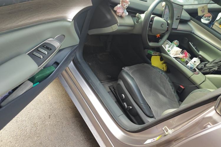 Used CHANGAN NEVO A07 2024 All-Electric "True Fragrance" Edition 710 Flagship Model Driver Seat