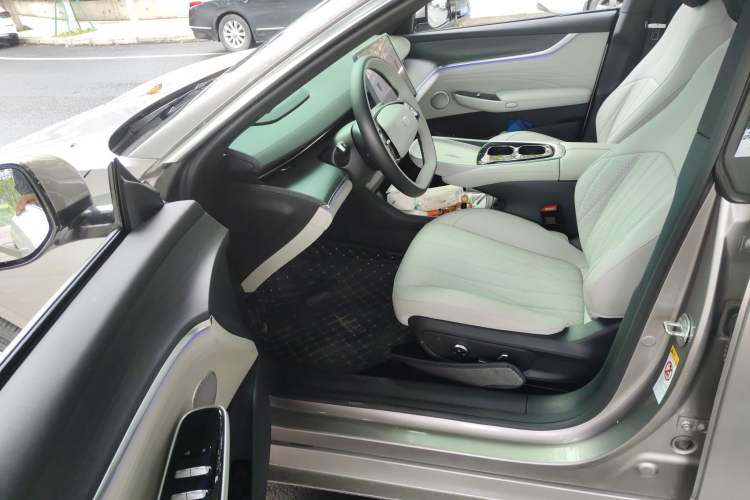 Used CHANGAN NEVO A07 2024 All-Electric "True Fragrance" Edition 710 Flagship Model Driver Seat