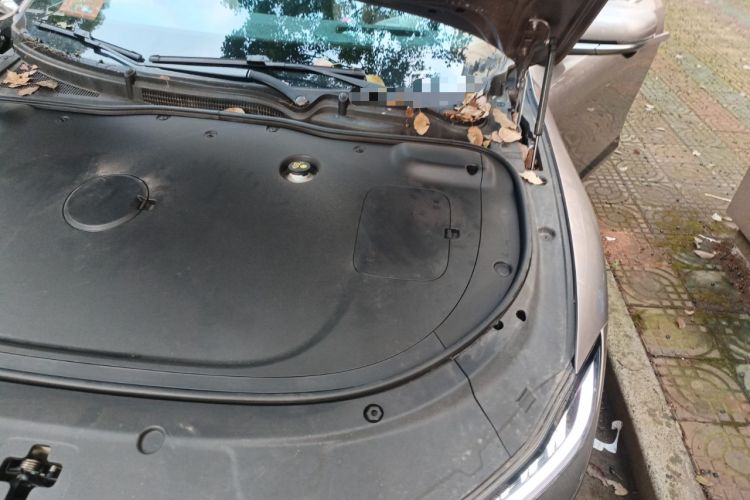 Used CHANGAN NEVO A07 2024 All-Electric "True Fragrance" Edition 710 Flagship Model Engine Bay Left