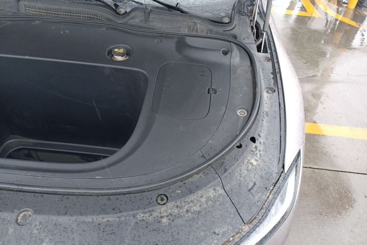 Used CHANGAN NEVO A07 2024 All-Electric "True Fragrance" Edition 710 Flagship Model Engine Bay Left