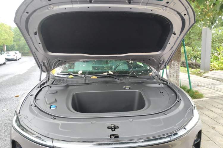 Used CHANGAN NEVO A07 2024 All-Electric "True Fragrance" Edition 710 Flagship Model Engine Bay