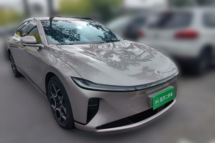 Used CHANGAN NEVO A07 2024 All-Electric "True Fragrance" Edition 710 Flagship Model Front Right 45 Deg