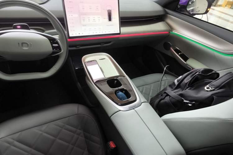 Used CHANGAN NEVO A07 2024 Pure Electric "True Fragrance" Edition 515 Prestige Model Gear Lever