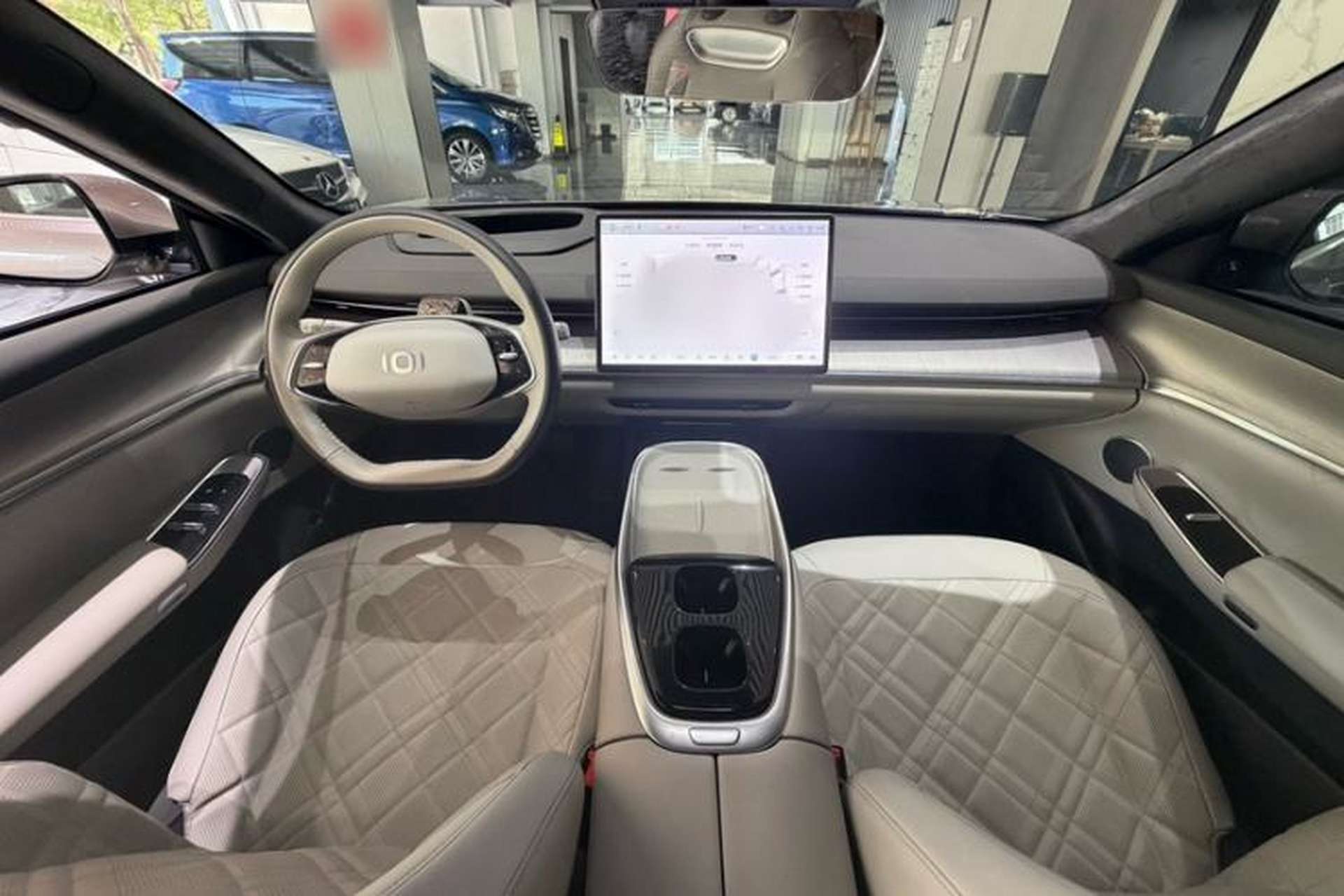 Used CHANGAN NEVO A07 2024 All-Electric "True Fragrance" Edition 710 Flagship Model Interior 5