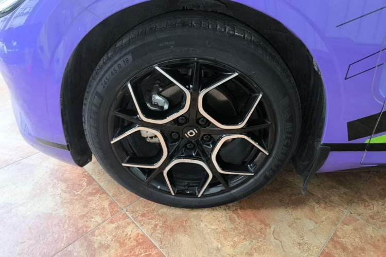 Used CHANGAN NEVO A07 2024 Pure Electric "True Fragrance" Edition 515 Prestige Model Left Front Wheel Hub