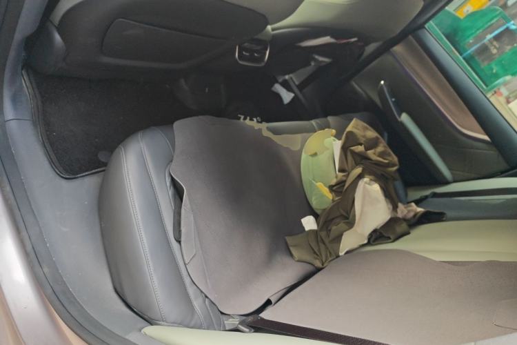 Used CHANGAN NEVO A07 2024 All-Electric "True Fragrance" Edition 710 Flagship Model Left Rear Seat
