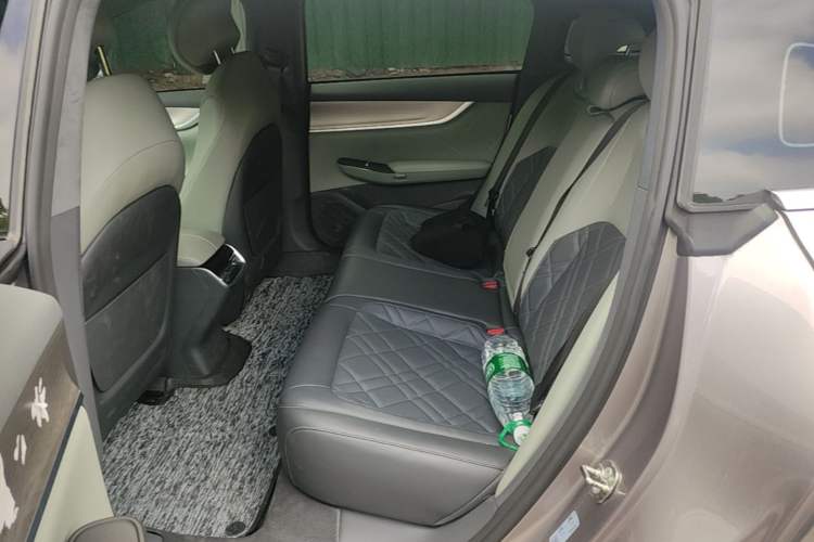 Used CHANGAN NEVO A07 2024 All-Electric "True Fragrance" Edition 710 Flagship Model Left Rear Seat