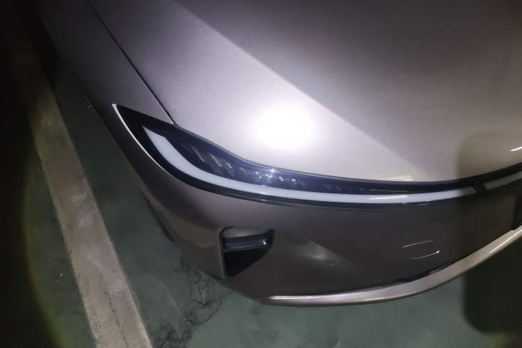 Used CHANGAN NEVO A07 2024 All-Electric "True Fragrance" Edition 710 Flagship Model Right Front Headlight