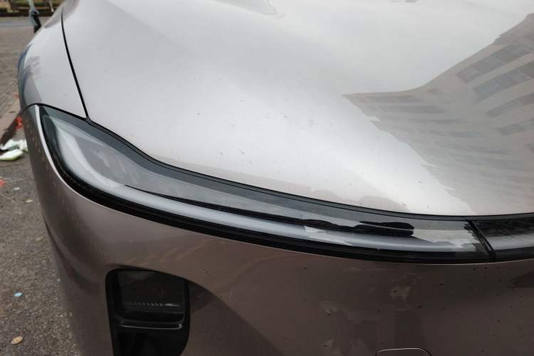 Used CHANGAN NEVO A07 2024 All-Electric "Real Bargain" Version 515 Elite Model 58.9 kWh Right Front Headlight