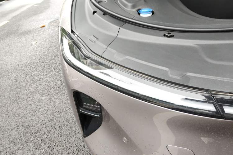 Used CHANGAN NEVO A07 2024 All-Electric "True Fragrance" Edition 710 Flagship Model Right Front Headlight