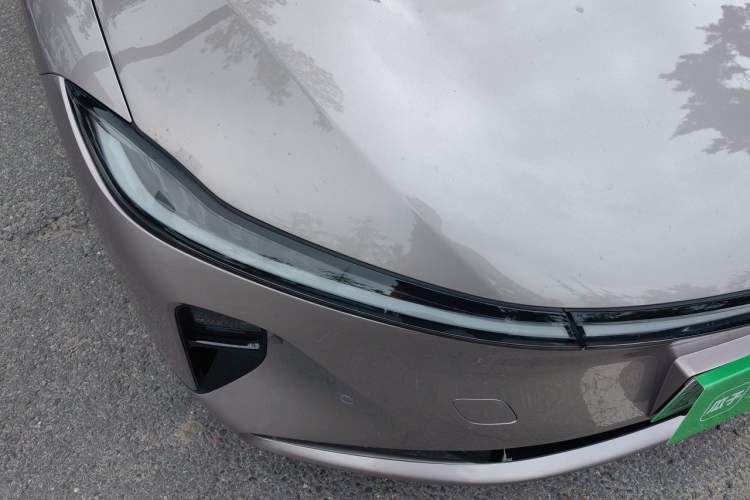 Used CHANGAN NEVO A07 2024 All-Electric "True Fragrance" Edition 710 Flagship Model Right Front Headlight