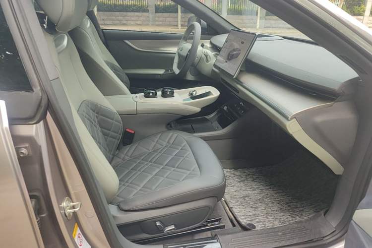 Used CHANGAN NEVO A07 2024 All-Electric "True Fragrance" Edition 710 Flagship Model Right Front Seat