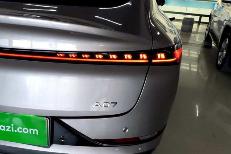 Used CHANGAN NEVO A07 2024 All-Electric "True Fragrance" Edition 710 Flagship Model Right Rear Taillight