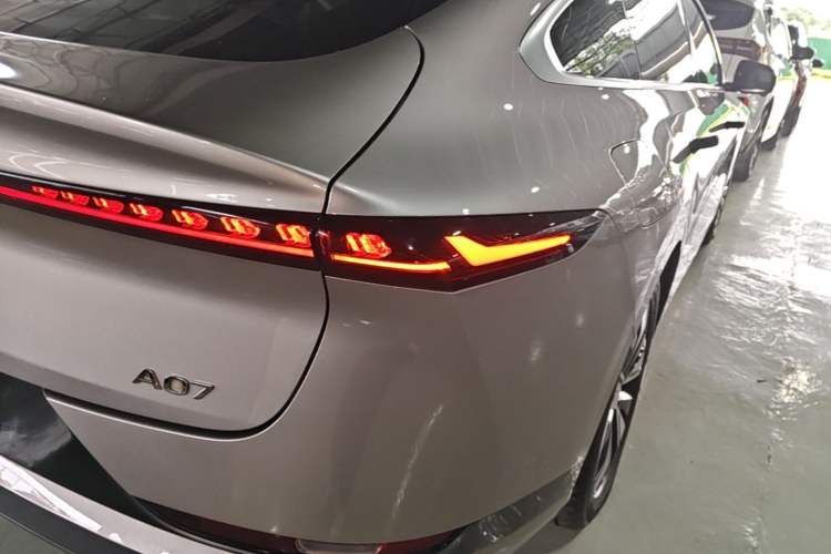 Used CHANGAN NEVO A07 2024 All-Electric "True Fragrant" Edition 515 Elite Model Right Rear Taillight