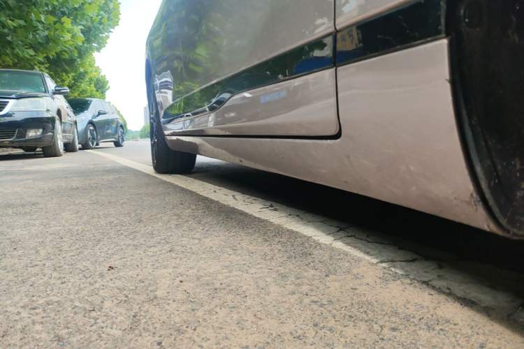 Used CHANGAN NEVO A07 2024 All-Electric "True Fragrance" Edition 710 Flagship Model Right Side Sill