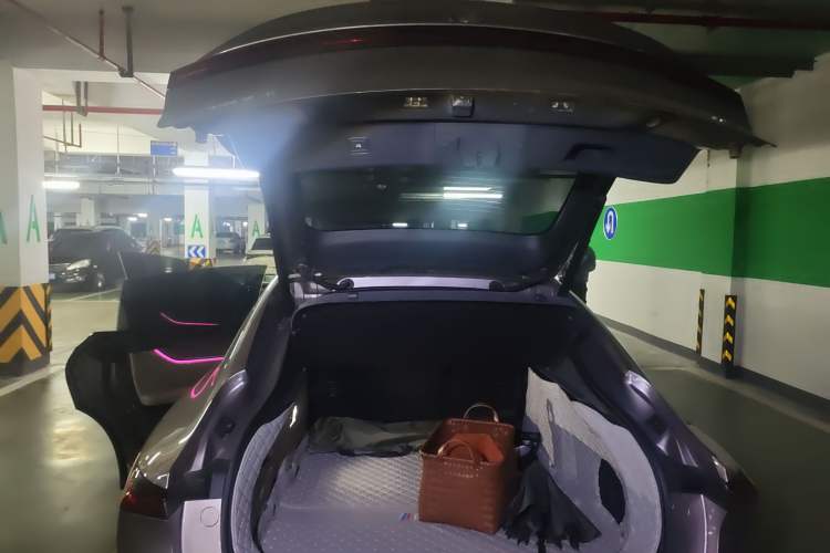Used CHANGAN NEVO A07 2024 All-Electric "True Fragrance" Edition 710 Flagship Model Trunk
