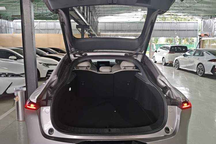 Used CHANGAN NEVO A07 2024 All-Electric "True Fragrant" Edition 515 Elite Model Trunk