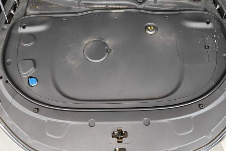 Used CHANGAN NEVO A07 2024 All-Electric "True Fragrance" Edition 710 Flagship Model Engine Bay