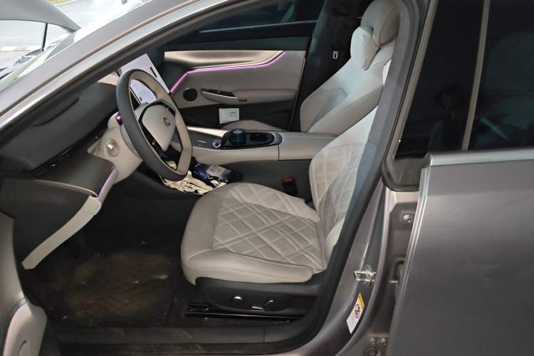 Used CHANGAN NEVO A07 2024 All-Electric "True Fragrance" Edition 710 Flagship Model Left Front Seat