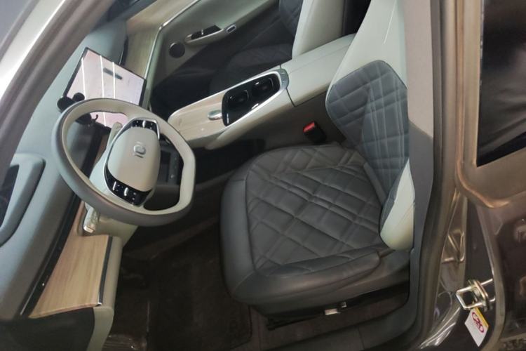 Used CHANGAN NEVO A07 2024 All-Electric "True Fragrant" Edition 515 Elite Model Left Front Seat