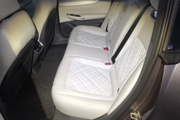 Used CHANGAN NEVO A07 2024 All-Electric "True Fragrance" Edition 710 Flagship Model Left Rear Seat