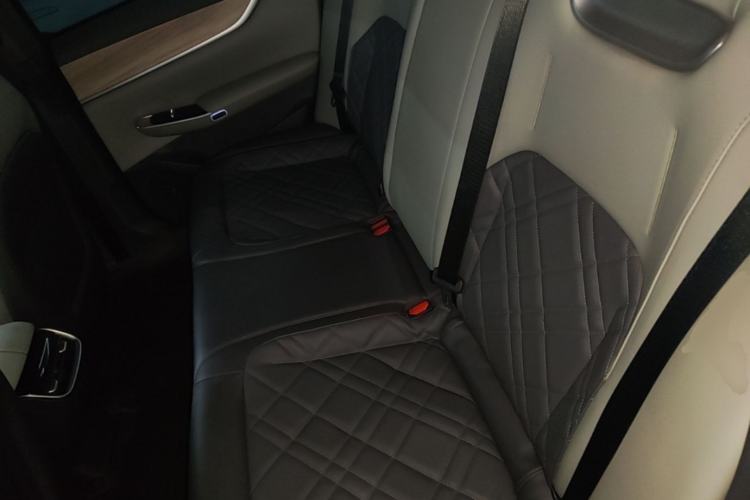 Used CHANGAN NEVO A07 2024 All-Electric "True Fragrant" Edition 515 Elite Model Left Rear Seat