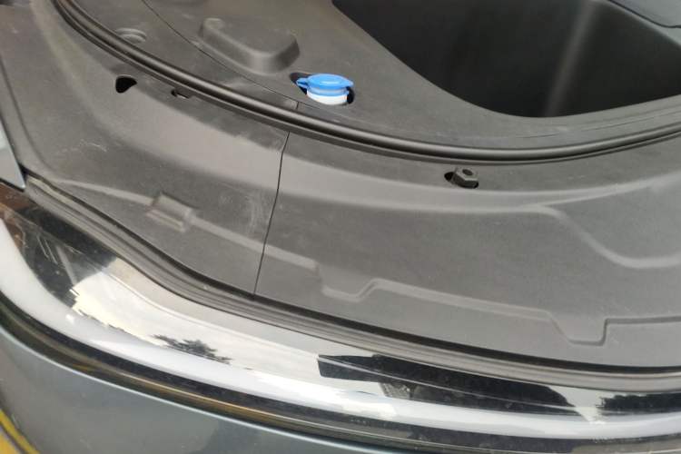 Used CHANGAN NEVO A07 2024 All-Electric "True Fragrance" Edition 710 Flagship Model Right Front Headlight