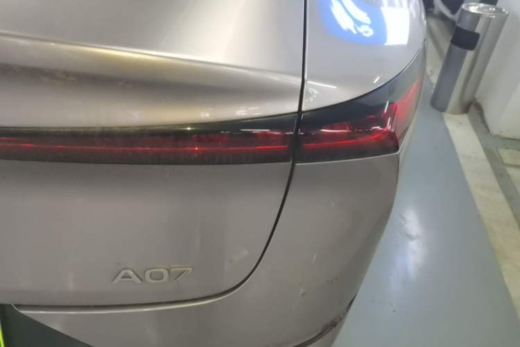 Used CHANGAN NEVO A07 2024 All-Electric "True Fragrance" Edition 710 Flagship Model Right Rear Taillight