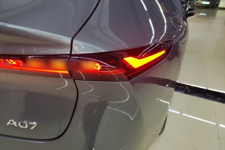 Used CHANGAN NEVO A07 2024 All-Electric "True Fragrant" Edition 515 Elite Model Right Rear Taillight