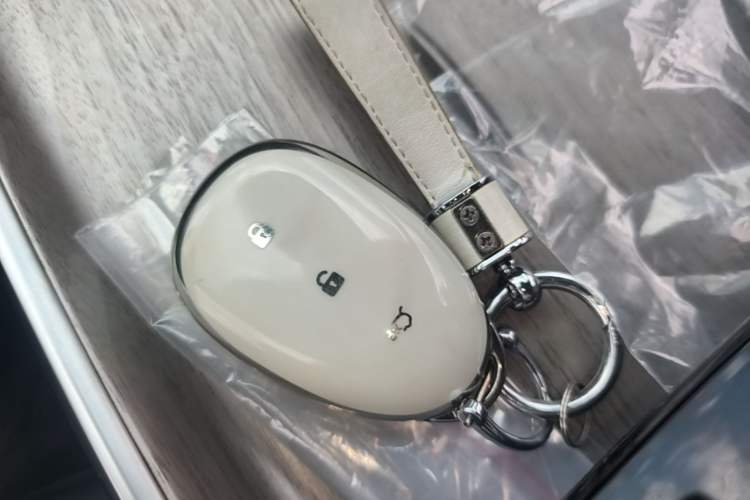 Used CHANGAN NEVO A07 2024 All-Electric "True Fragrance" Edition 515 Luxurious Model 58.9 kWh Vehicle Key
