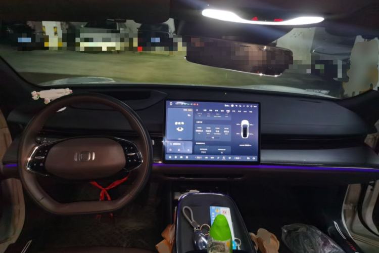 Used CHANGAN NEVO A07 2024 All-Electric "True Fragrance" Edition 710 Flagship Model Center Console