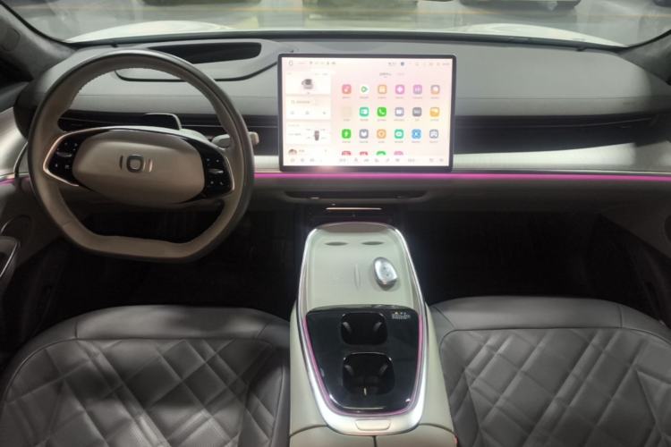 Used CHANGAN NEVO A07 2024 All-Electric "True Fragrance" Edition 710 Flagship Model Center Console