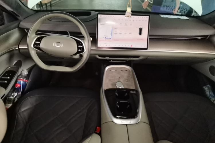 Used CHANGAN NEVO A07 2024 All-Electric "True Fragrance" Edition 710 Flagship Model Center Console