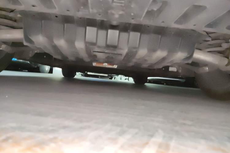 Used CHANGAN NEVO A07 2024 All-Electric "True Fragrance" Edition 710 Flagship Model Chassis Rear