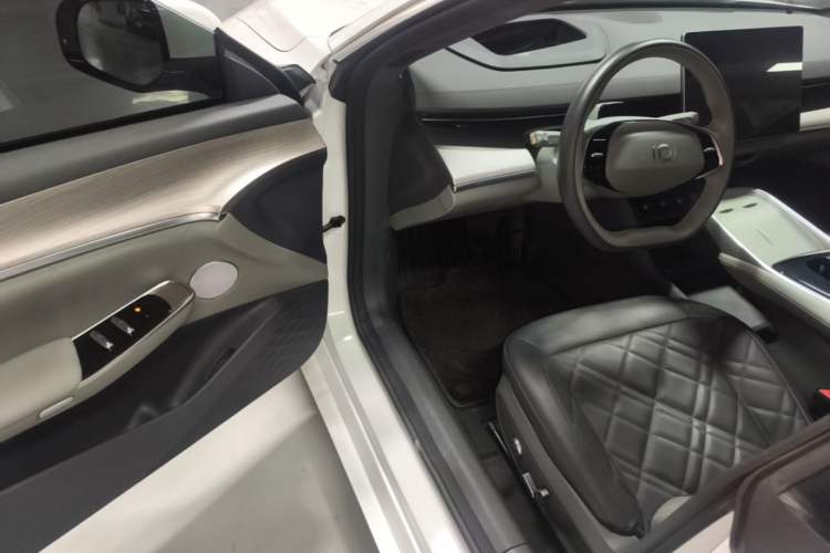 Used CHANGAN NEVO A07 2024 All-Electric "True Fragrance" Edition 710 Flagship Model Driver Seat