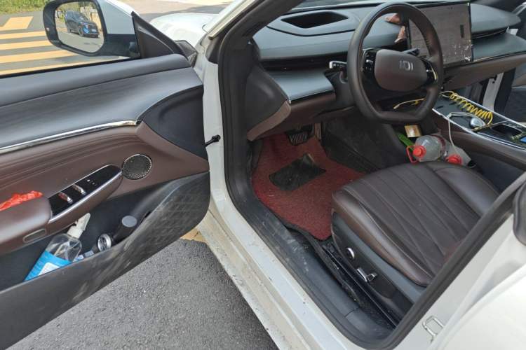 Used CHANGAN NEVO A07 2024 All-Electric "True Fragrance" Edition 710 Flagship Model Driver Seat