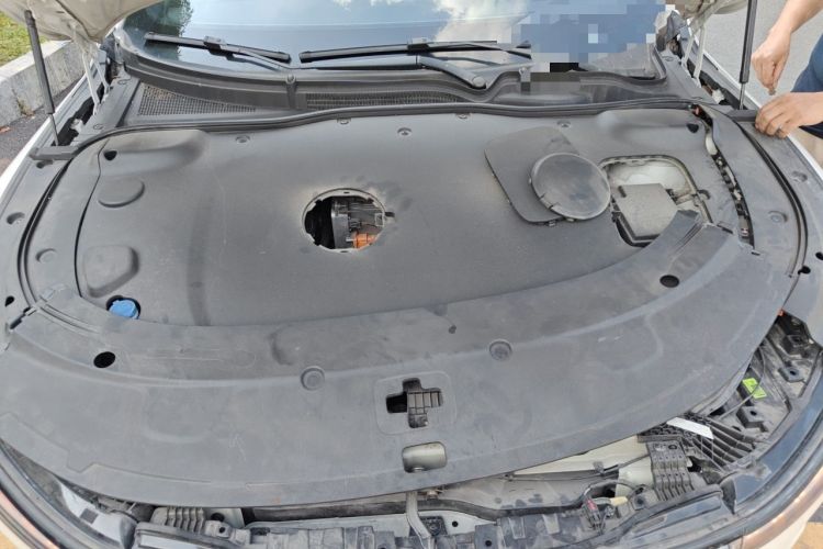 Used CHANGAN NEVO A07 2024 All-Electric "True Fragrance" Edition 710 Flagship Model Engine Bay